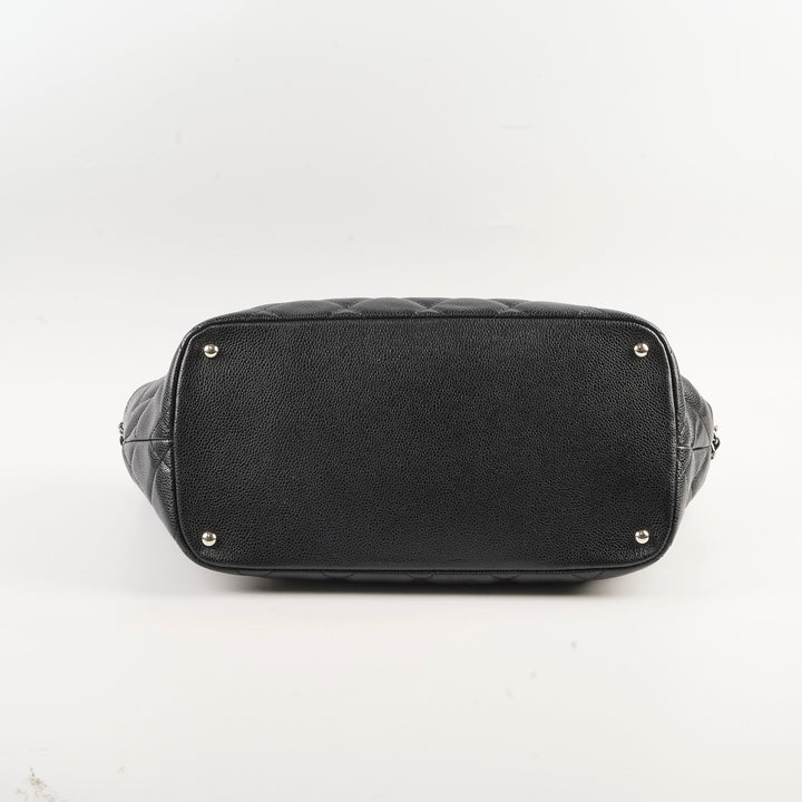 Top Quality Chanel CC Logo Caviar Black Shoulder Bag - Series 17