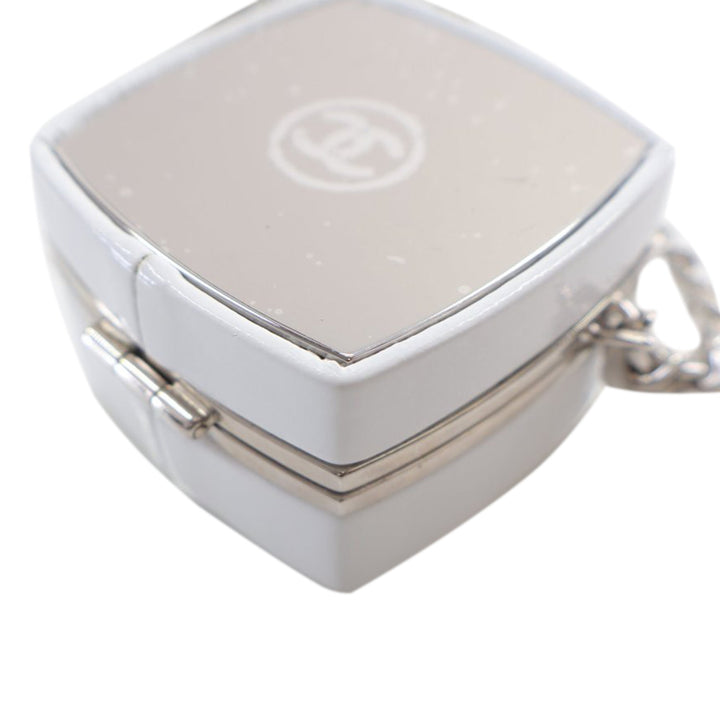 CHANEL Patent Goatskin Make-Up Box Clutch With Chain Crossbody Bag