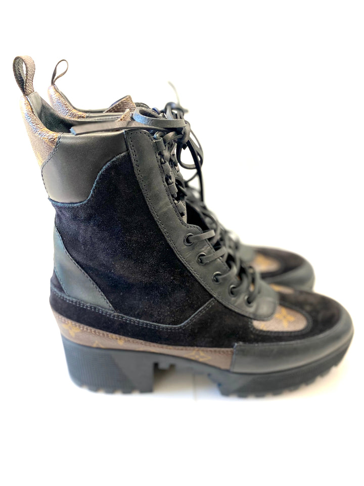 LOUIS VUITTON MONOGRAM SUEDE CALFSKIN LAUREATE DESERT BOOTS