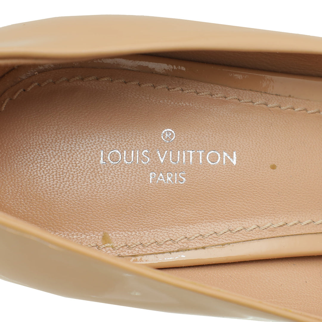 Louis Vuitton Camel Eyeline Pumps 39