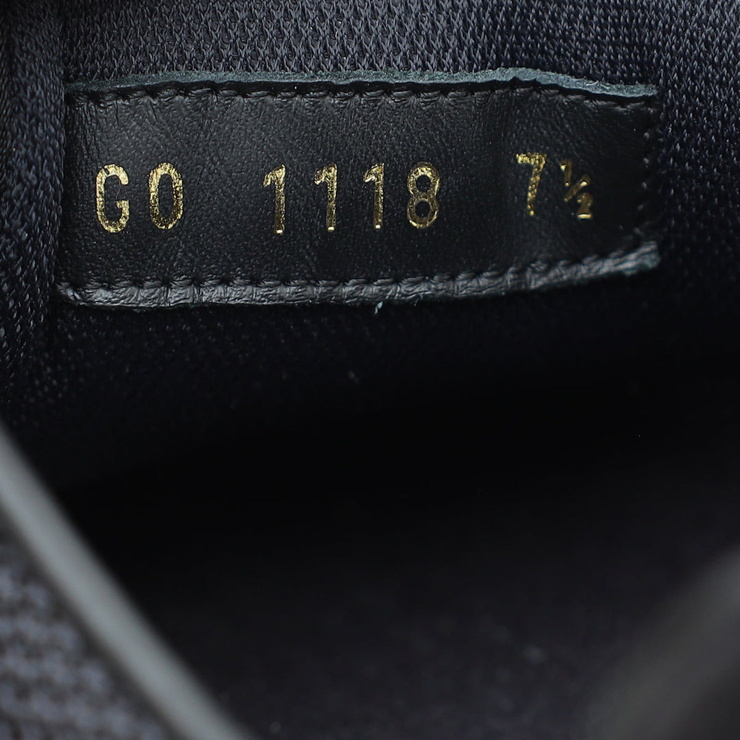 Louis Vuitton Black Runner Sneaker 7.5