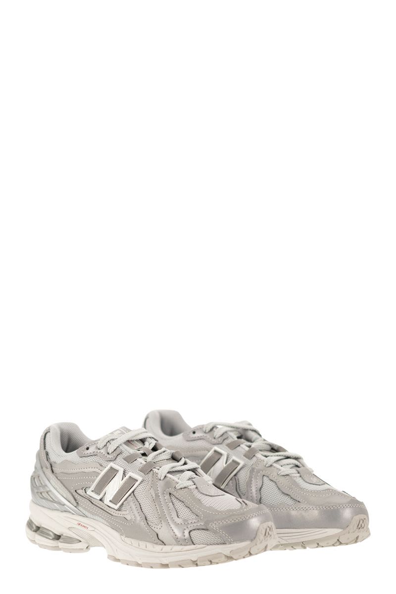 1906R - SNEAKERS
