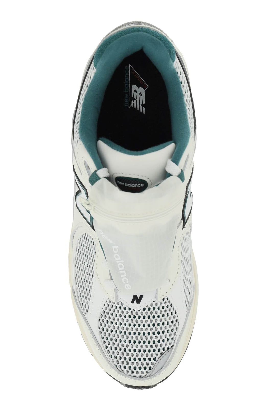 2002R SNEAKERS