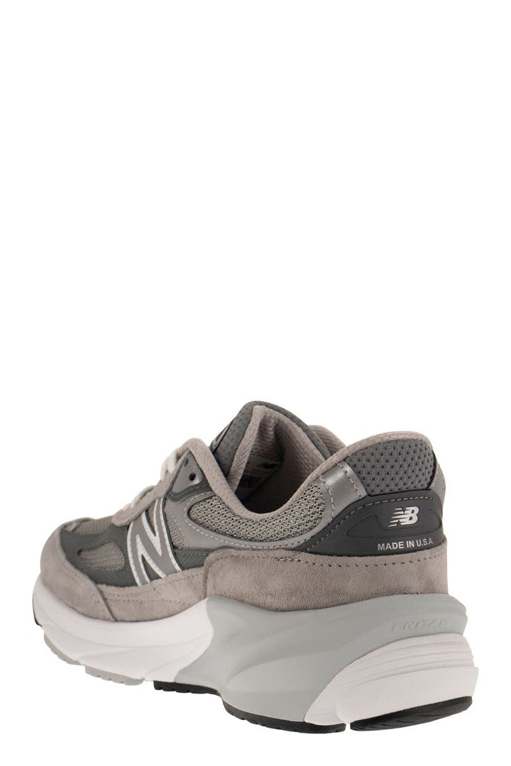 990V3 - SNEAKERS