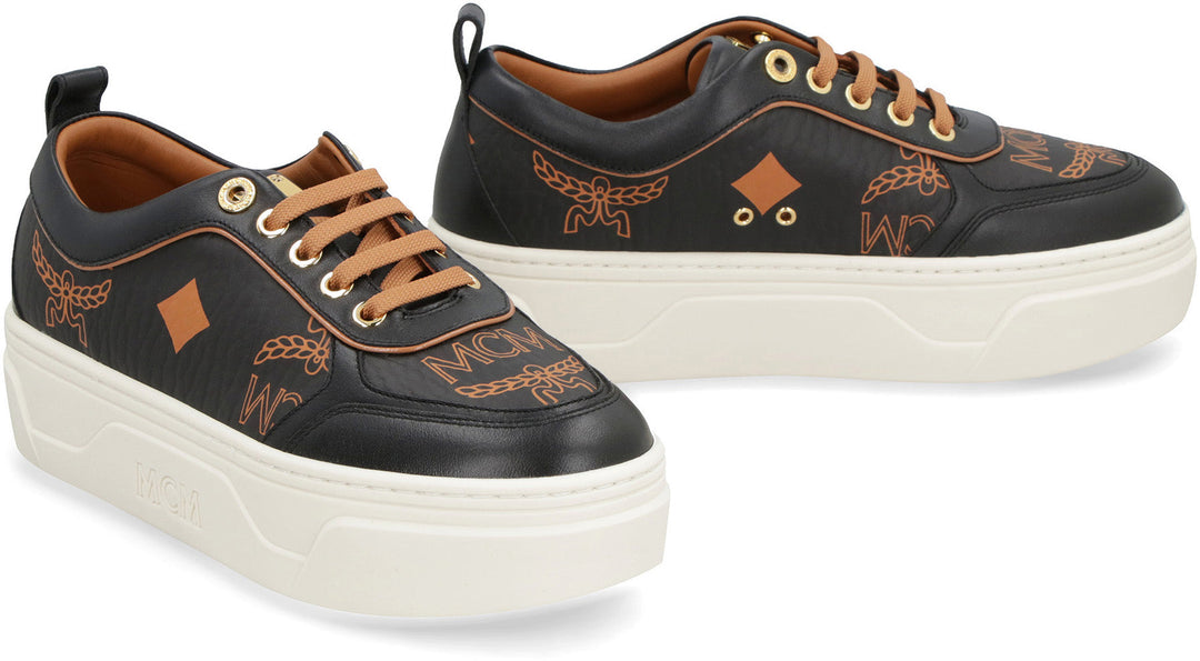SKYWARD LOW-TOP SNEAKERS