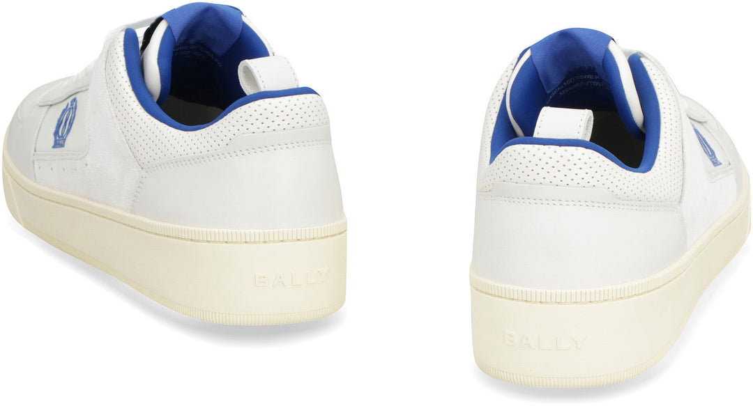 RIWEIRA LEATHER LOW-TOP SNEAKERS