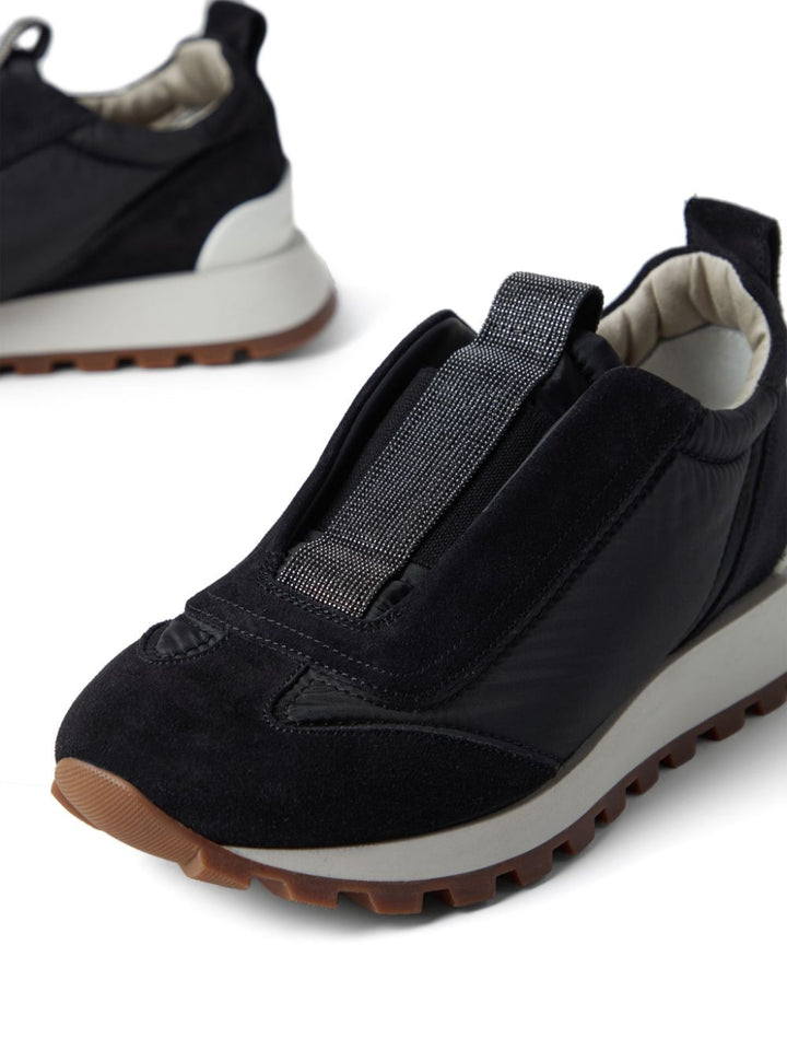 RUNNER SNEAKERS