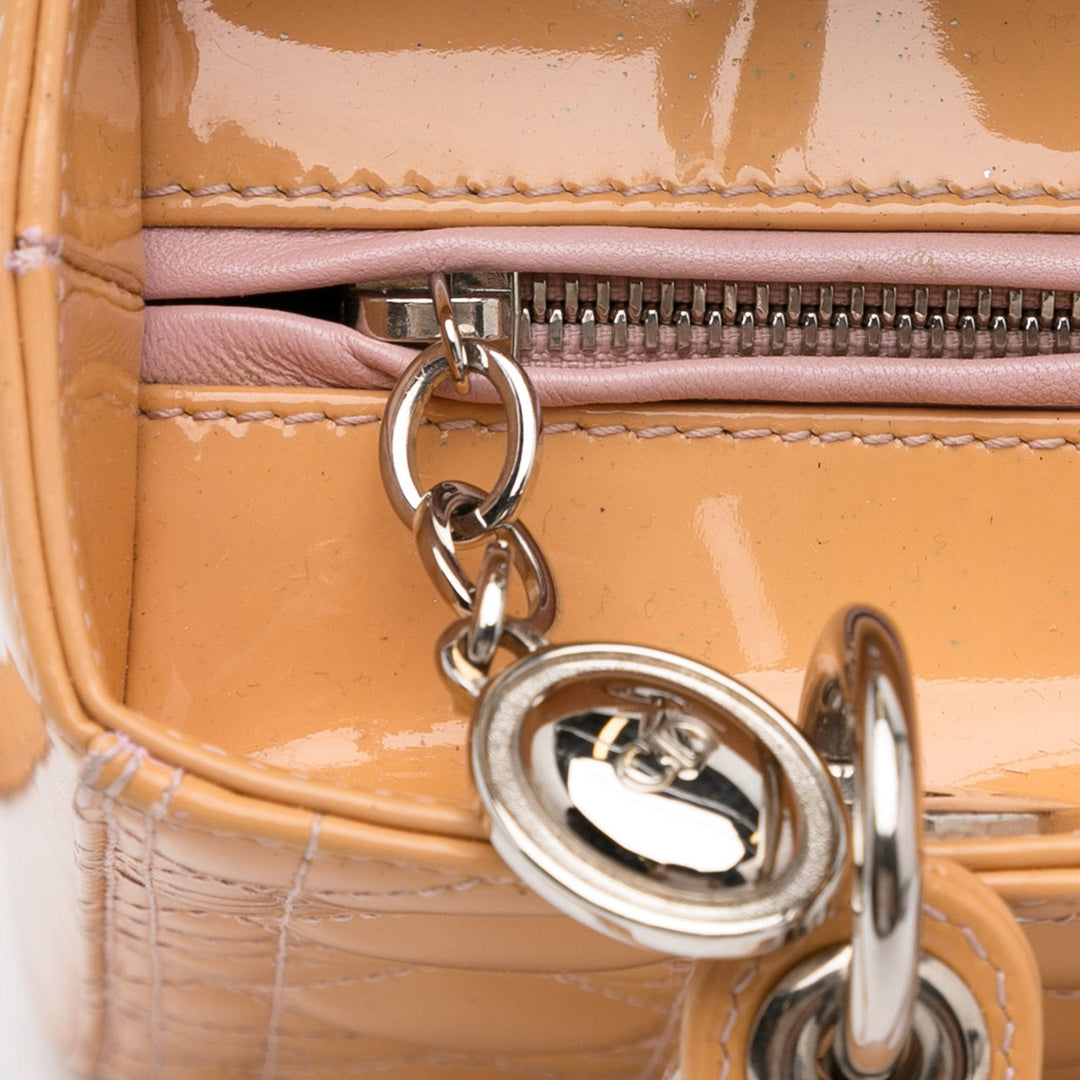 Top quality Dior Lady Top quality Dior Medium Light Orange Cannage Quilted Patent Leather