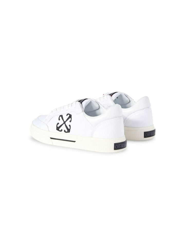 LOW  VULCANIZED SNEAKER