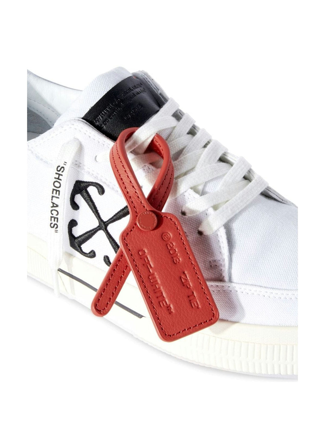 LOW  VULCANIZED SNEAKER