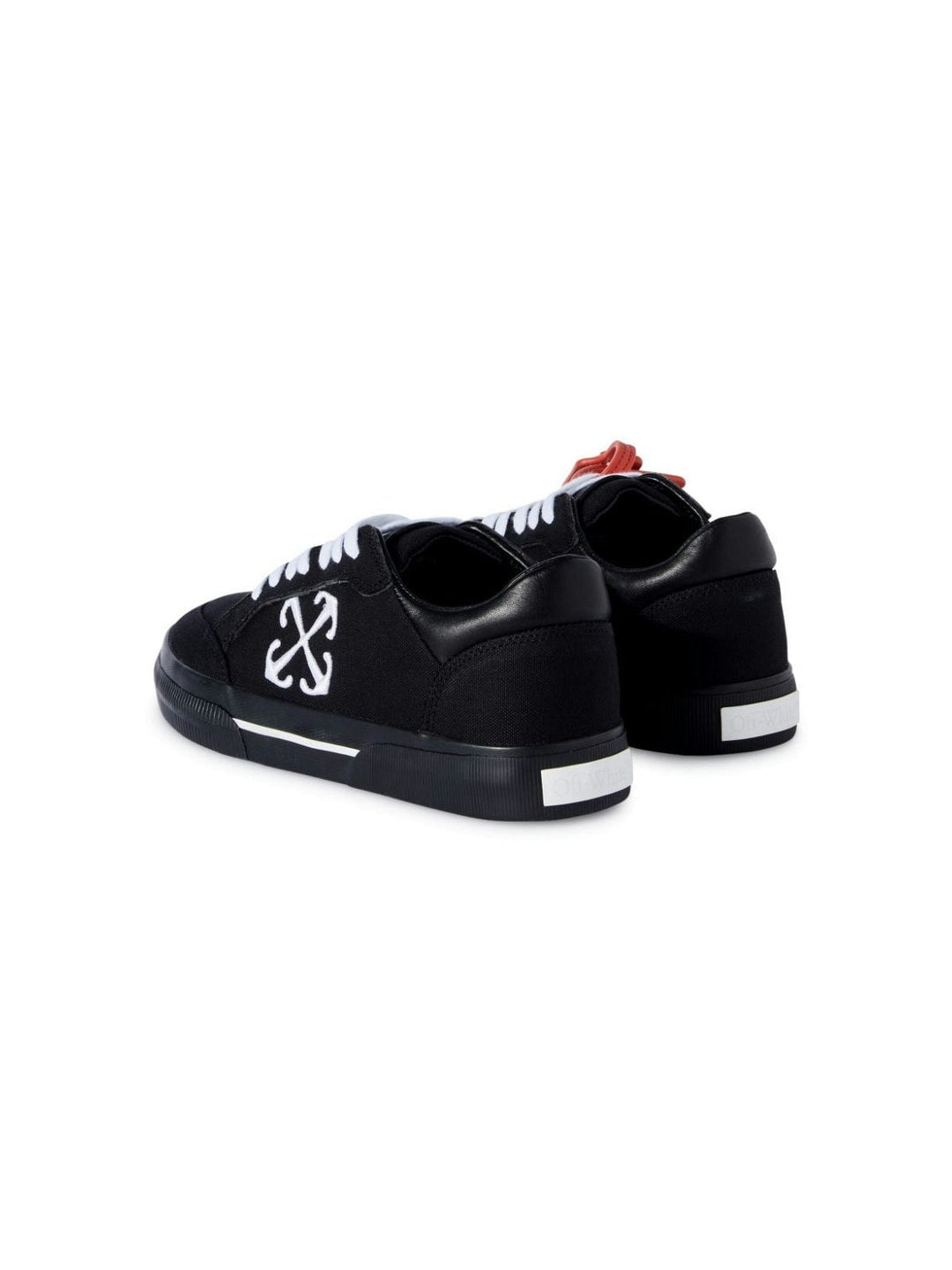 LOW VULCANIZEC SNEAKER