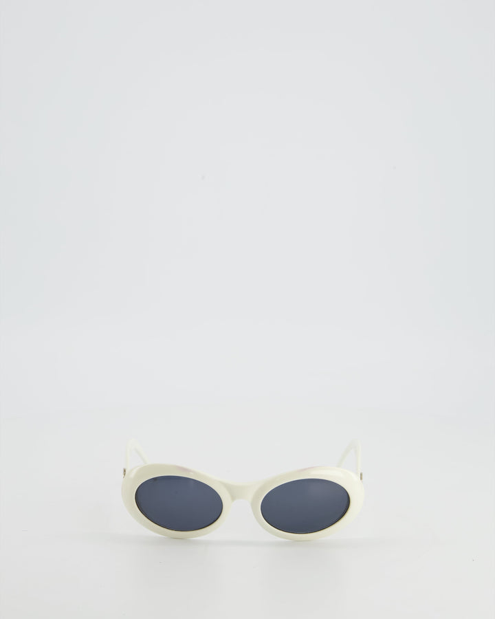 Gucci White Oval Sunglasses with Logo Detail