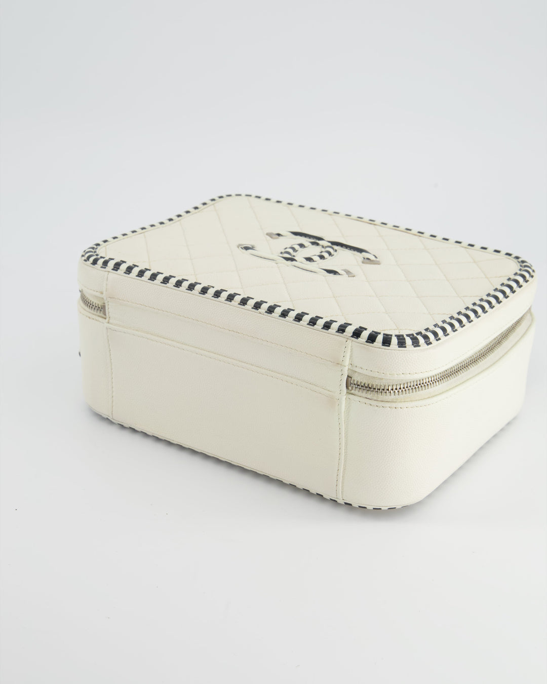 *HOT* Top Quality Chanel White Caviar Vanity Case with Zebra Motif CC Logo and Silver Hardware