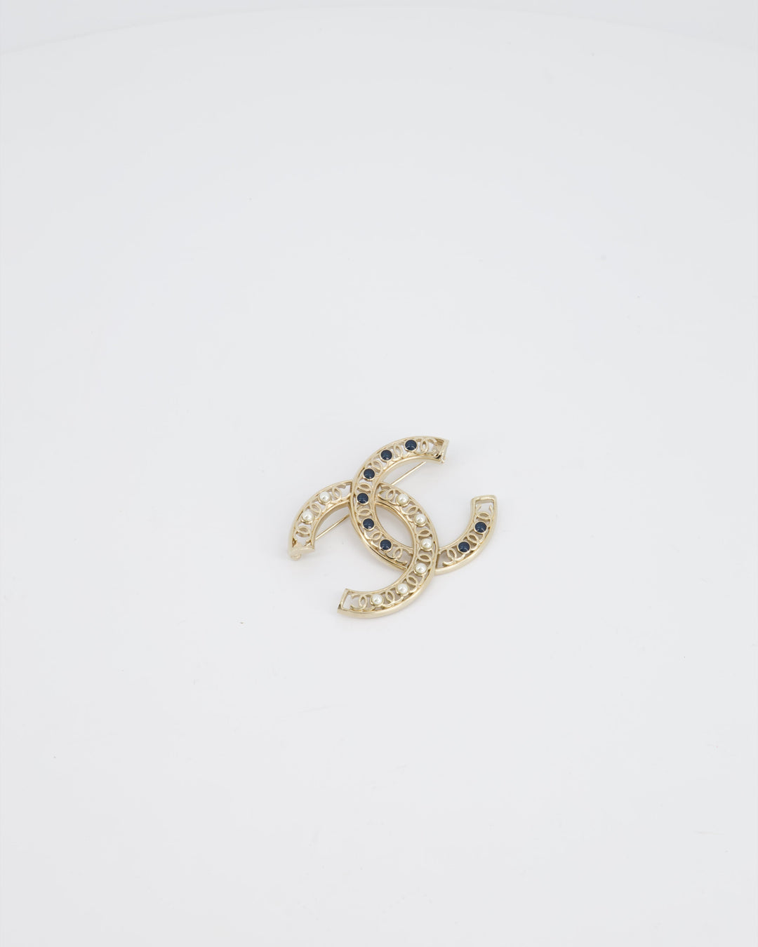 *HOT* Top Quality Chanel Large CC Pearls and Blue Crystals Brooch with Champagne Gold Hardware&nbsp;