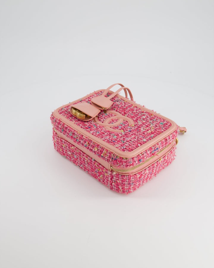 *SUPER HOT* Top Quality Chanel Pink Medium CC Filigree Vanity Case Bag in Tweed with Brushed Gold Hardware and Chain Detail