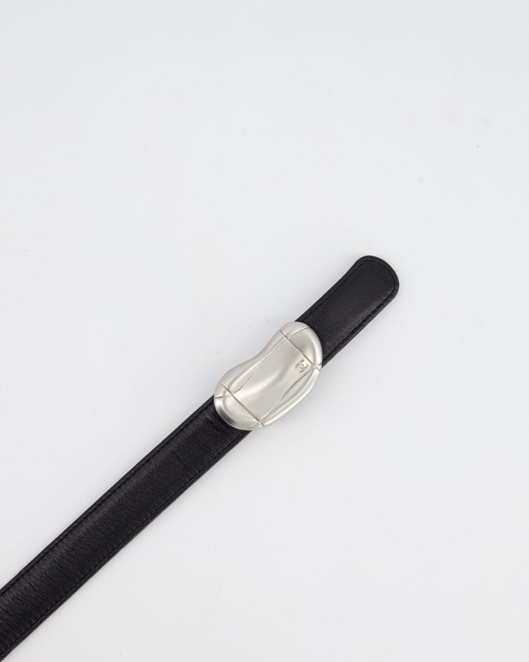*RARE* Top Quality Chanel 98P CoCo Bean CC Logo Motif Buckle Black Calfskin Leather Belt in 75cm
