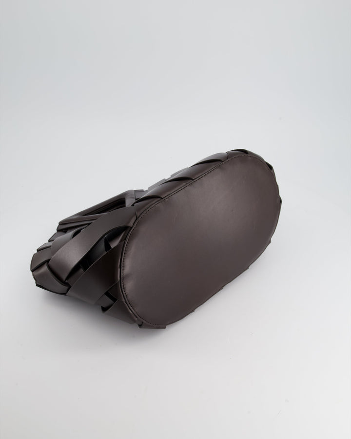 *FIRE PRICE* Top Quality Bottega Veneta Chocolate Medium Intreccio Point Bag in Calfskin Leather with Leather Hardware RRP £2750