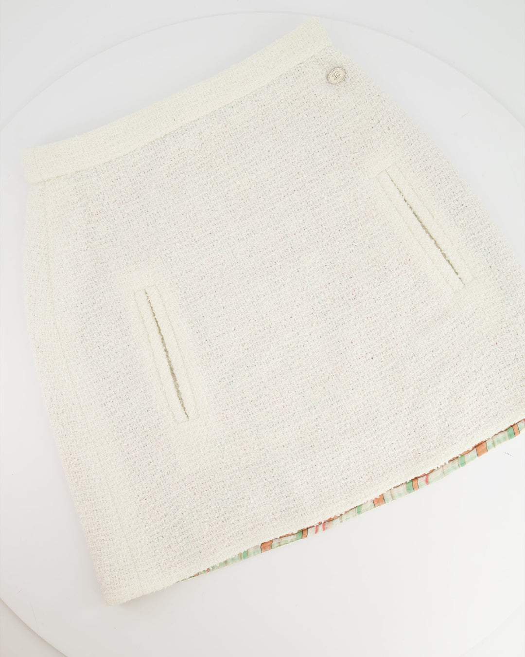 Top Quality Chanel Cream Tweed Mini Skirt with CC Logo Detailing Size FR 36 (UK 8)