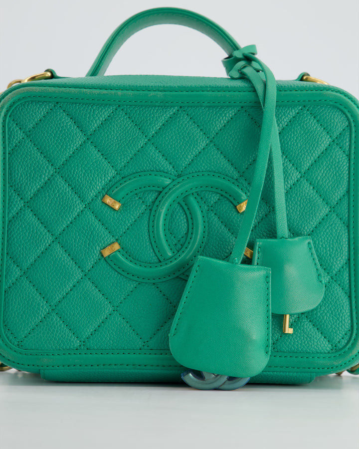 *HOT* Top Quality Chanel Mint Green Medium CC Vanity Case Bag in Caviar Leather with Brushed Gold Hardware