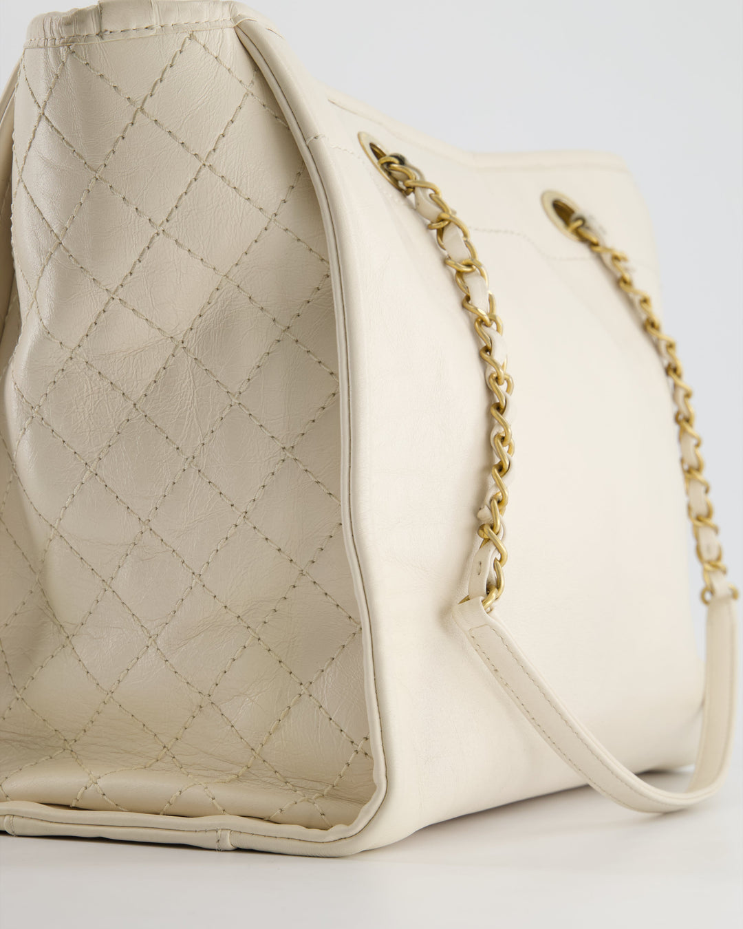 *HOT* Top Quality Chanel White Small Deauville Tote Bag in Aged Calfskin Leather with Antique Gold Hardware and Pearl, Crystal Logo Detail