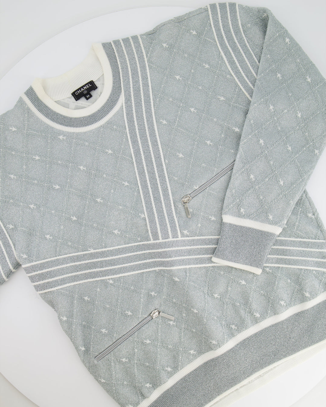 *HOT COLLECTION* Chanel Spring / Summer 2016 Grey Metallic Airline Collection Jumper with Zip and Plane Details Size FR 36 (UK 8) RRP ¬£2,400