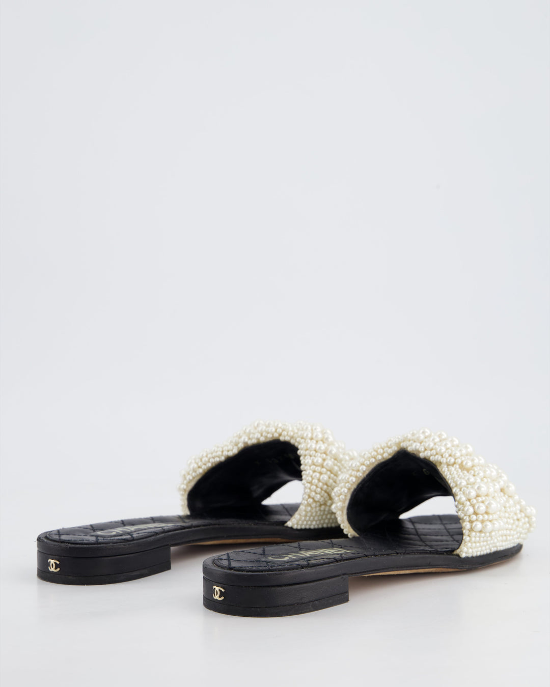 *HOT* Top Quality Chanel Black Sliders with Pearl Beaded Detail Size EU 38C
