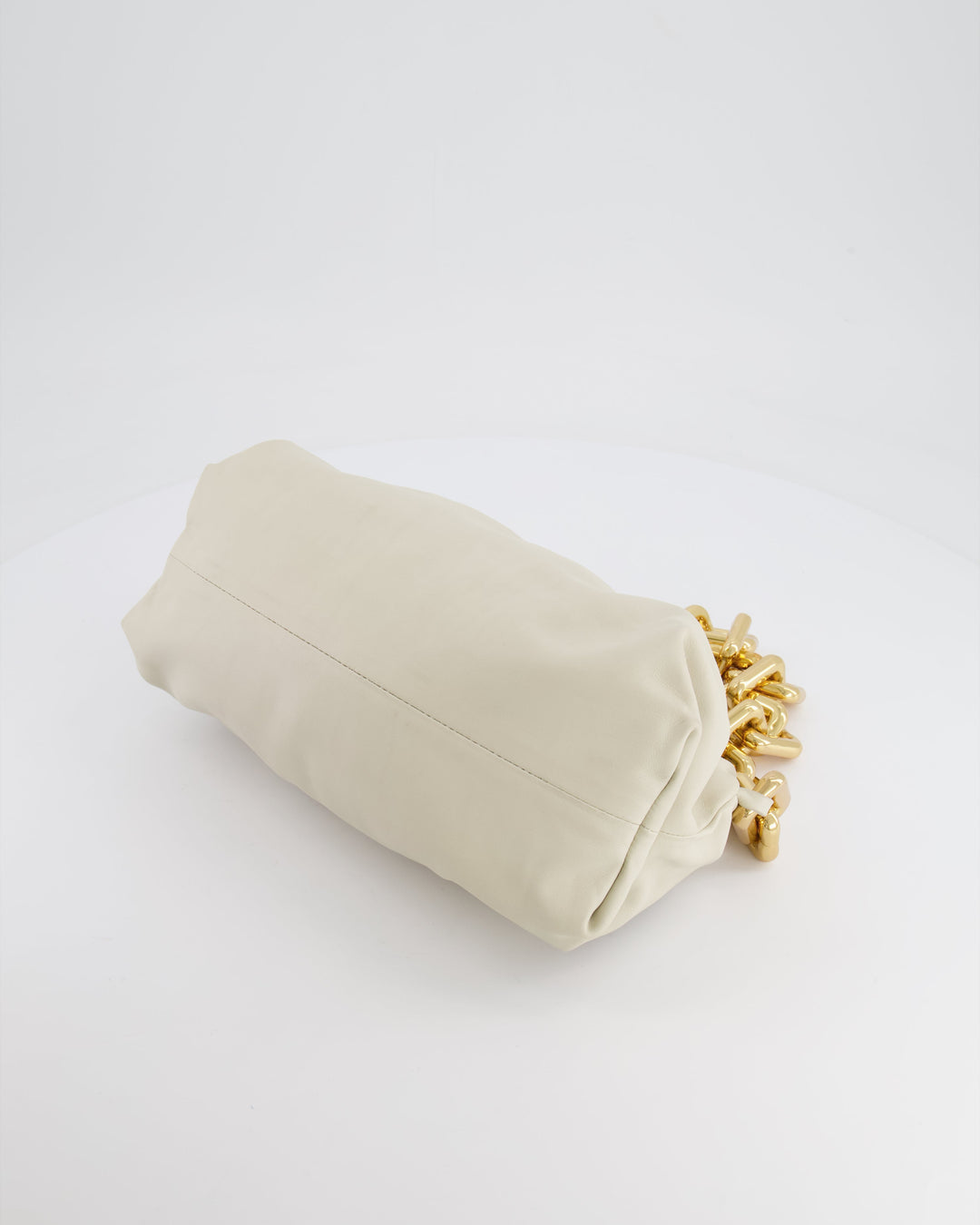 *FIRE PRICE* Top Quality Bottega Veneta Cream Leather Chain Pouch Bag with Gold Hardware RRP £2,850