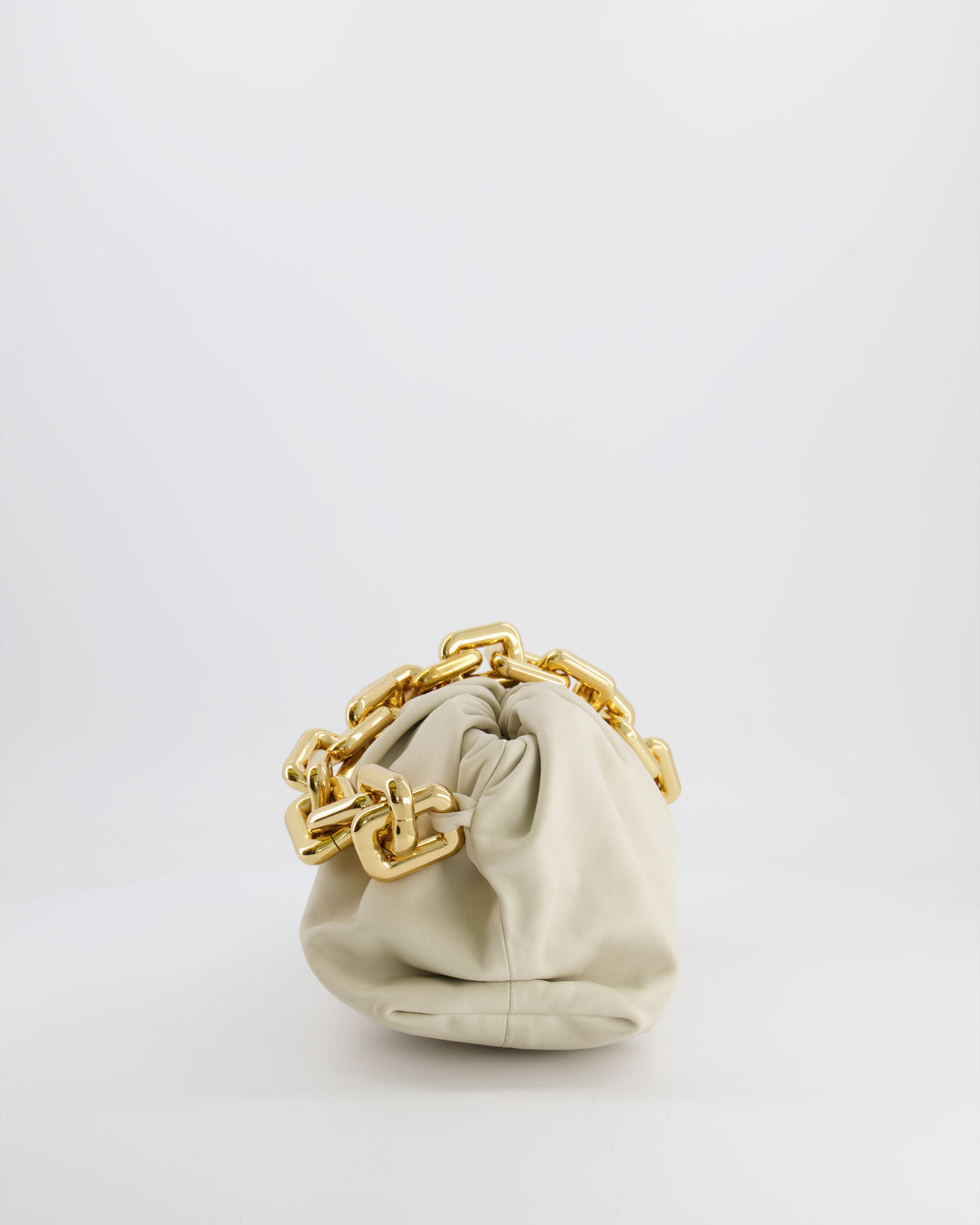 *FIRE PRICE* Bottega veneta Cream Leather Chain Pouch Bag with Gold Hardware RRP £2,850