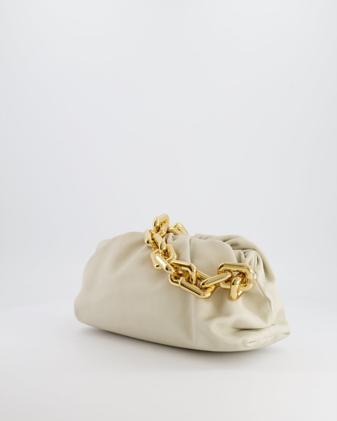 *FIRE PRICE* Top Quality Bottega Veneta Cream Leather Chain Pouch Bag with Gold Hardware RRP £2,850