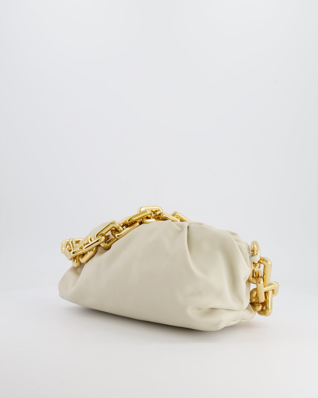 *FIRE PRICE* Top Quality Bottega Veneta Cream Leather Chain Pouch Bag with Gold Hardware RRP £2,850
