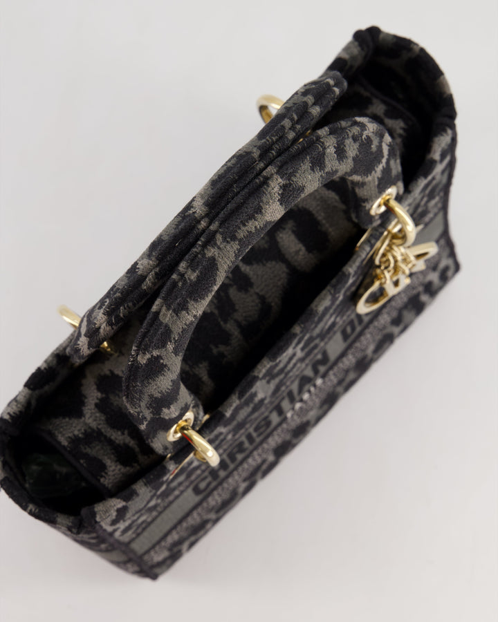 Christian Top quality Dior Medium Lady D-Lite in Grey & Black Mizza Embroidery with Champagne Gold Hardware RRP ¬£3700