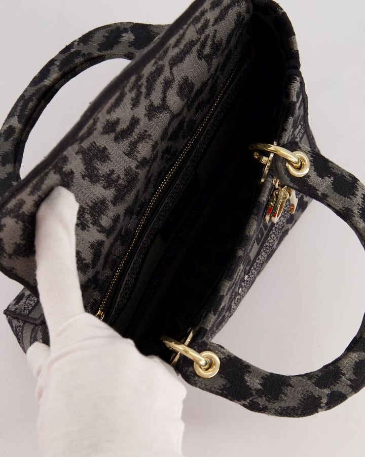 Christian Top quality Dior Medium Lady D-Lite in Grey & Black Mizza Embroidery with Champagne Gold Hardware RRP ¬£3700