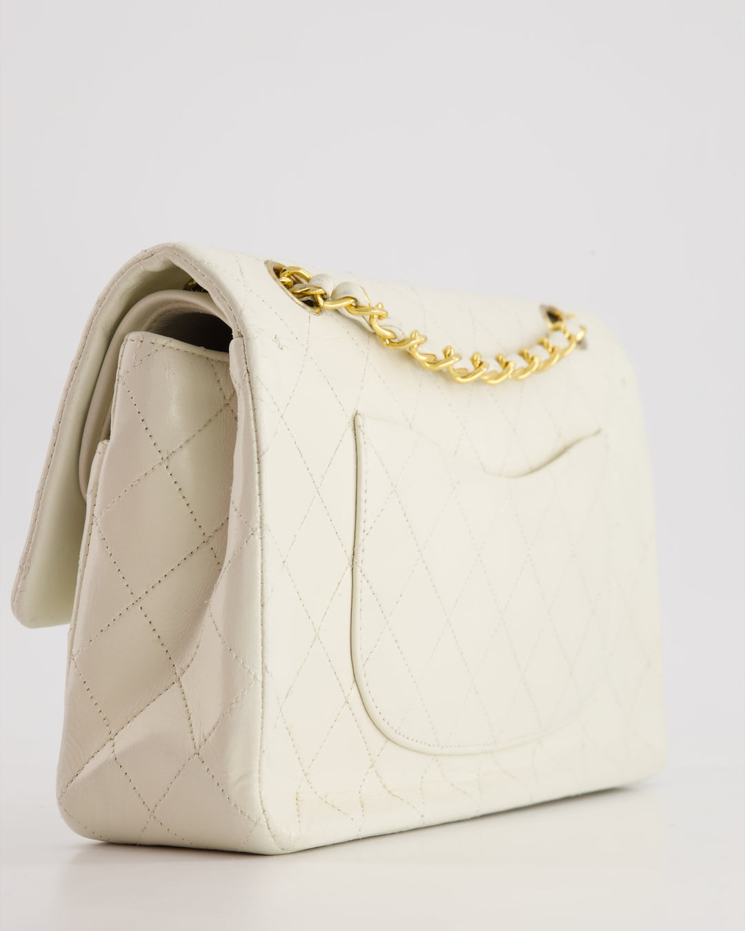 *FIRE PRICE* Top Quality Chanel Vintage White Medium Classic Double Flap Bag in Lambskin Leather with 24K Gold Hardware