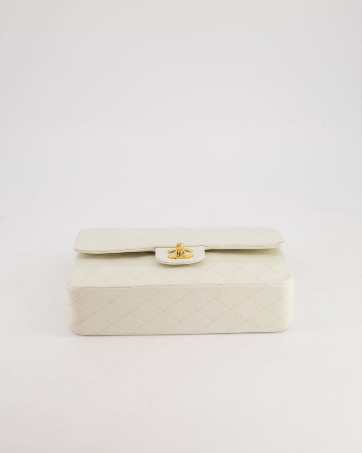 *FIRE PRICE* Top Quality Chanel Vintage White Medium Classic Double Flap Bag in Lambskin Leather with 24K Gold Hardware