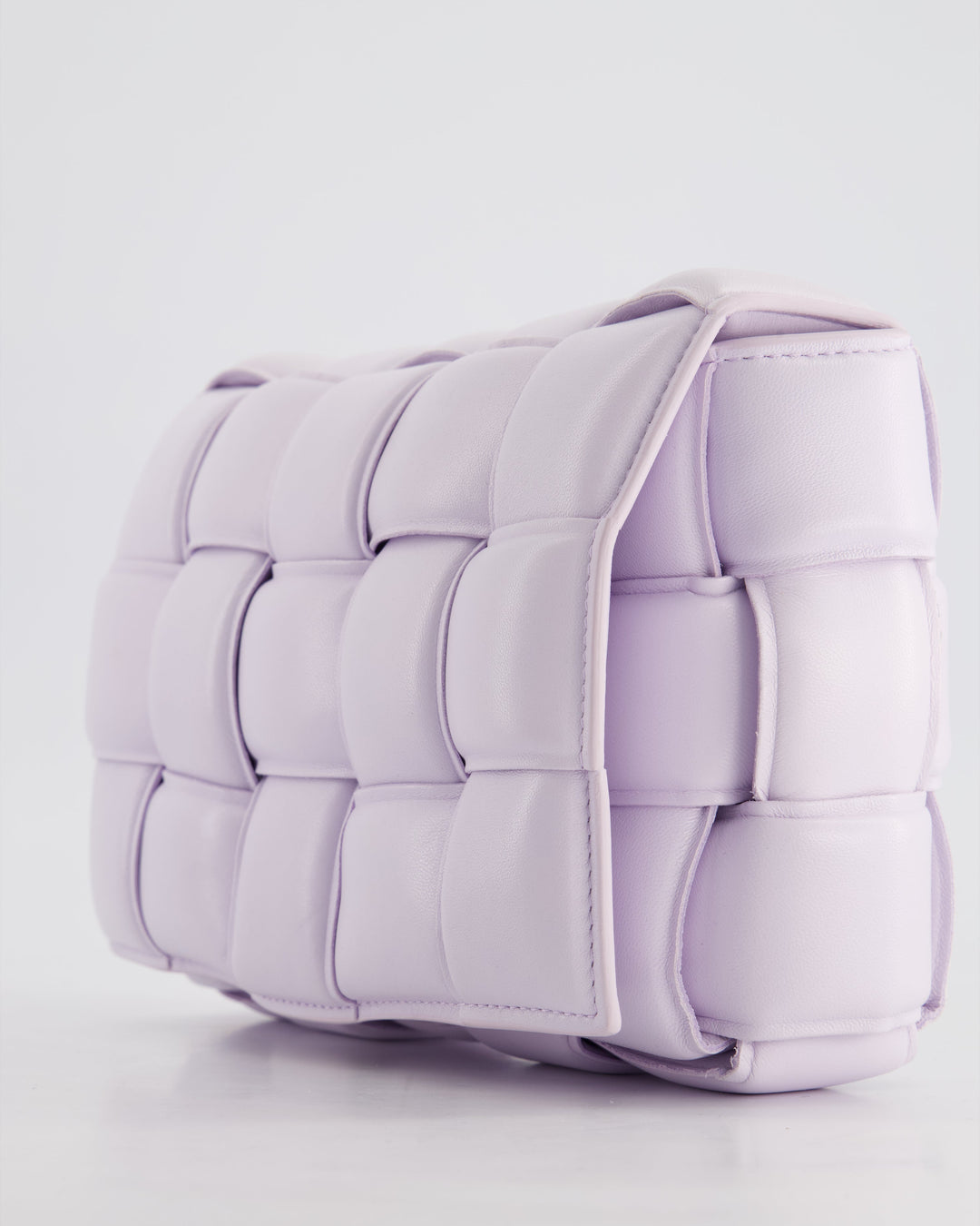 *HOT & FIRE PRICE* Top Quality Bottega Veneta Pale Lilac Padded Cassette Bag with Gold Hardware RRP £2,780