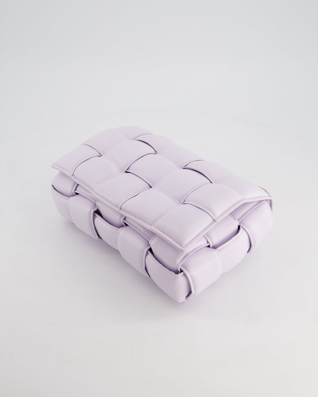 *HOT & FIRE PRICE* Top Quality Bottega Veneta Pale Lilac Padded Cassette Bag with Gold Hardware RRP £2,780