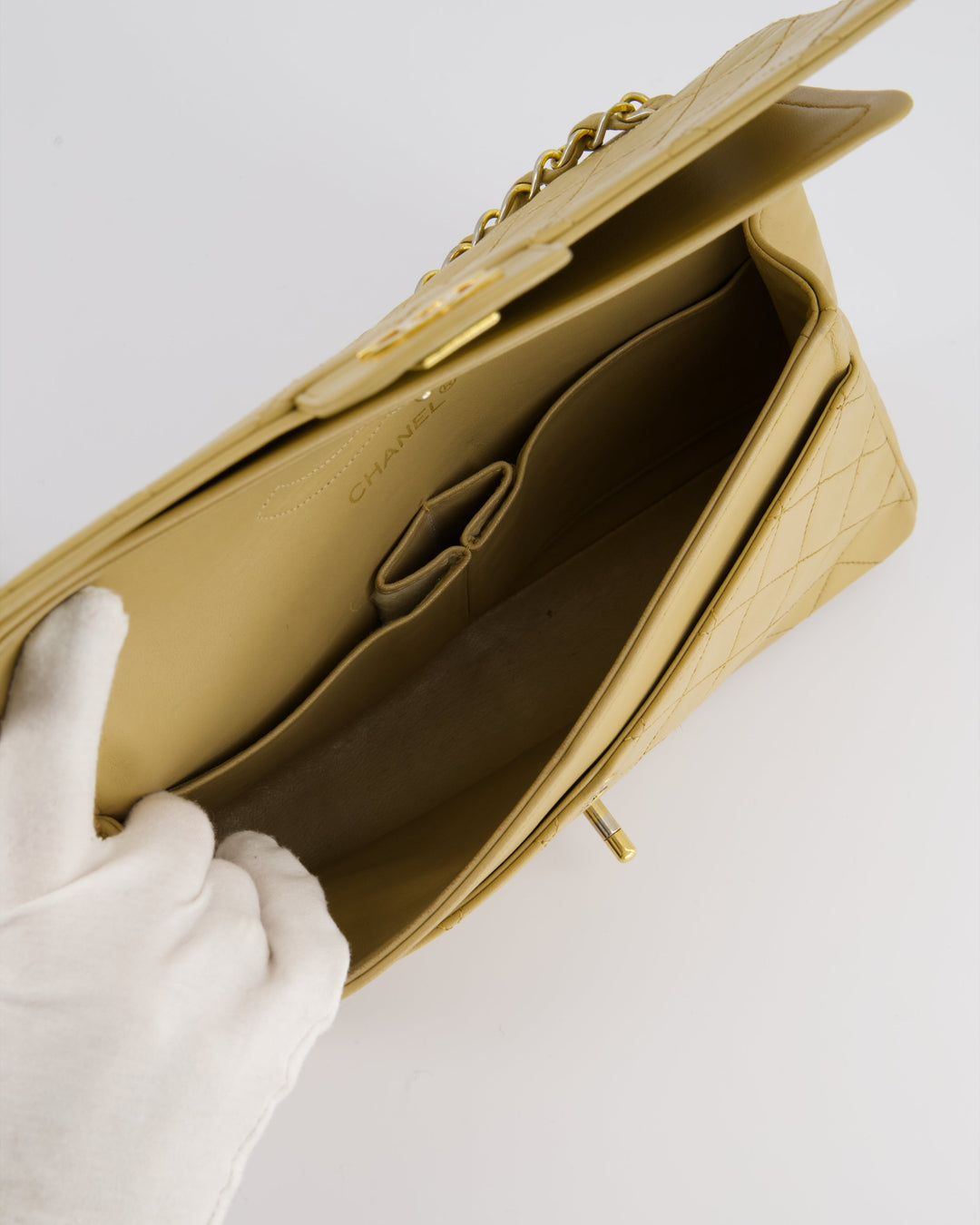 *FIRE PRICE* Top Quality Chanel Vintage Chai Beige Classic Medium Stitched Edge Double Flap Bag in Lambskin Leather with 24K Gold Hardware