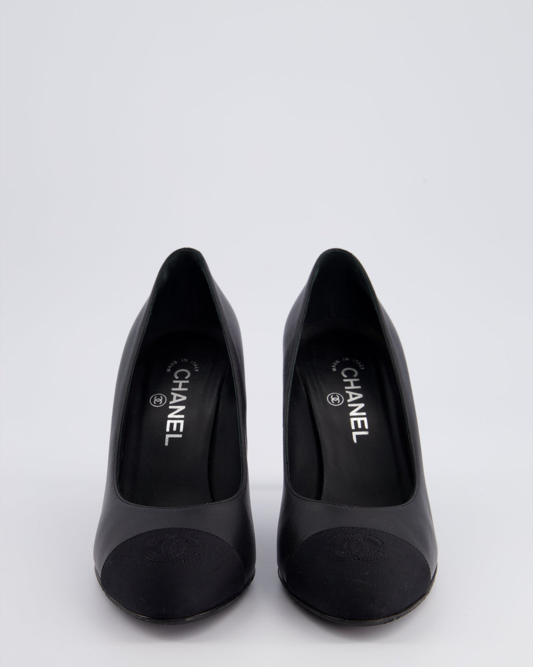 *HOT* Top Quality Chanel Black Leather Pumps with Pearls & CC Logo Details Size EU 40C