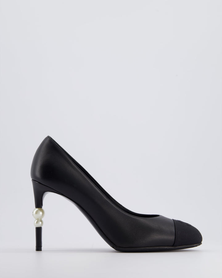 *HOT* Top Quality Chanel Black Leather Pumps with Pearls & CC Logo Details Size EU 40C