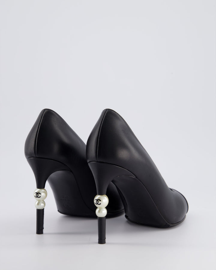 *HOT* Top Quality Chanel Black Leather Pumps with Pearls & CC Logo Details Size EU 40C