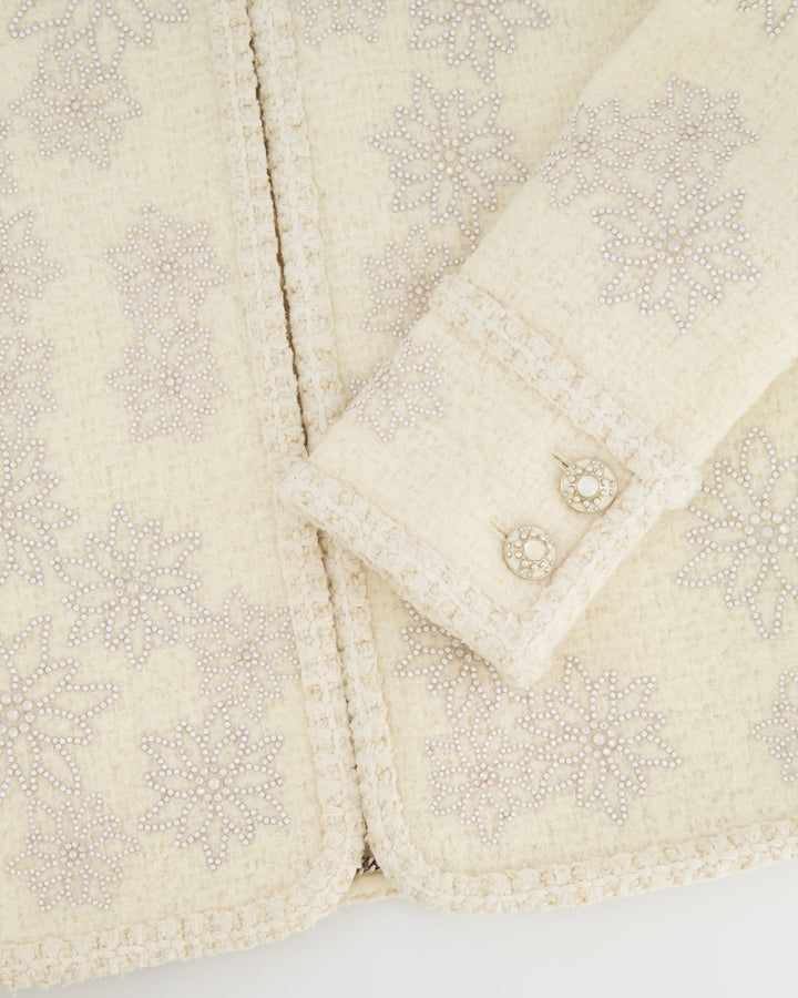 Top Quality Chanel 15A Paris-Salzburg Cream Tweed Jacket with Sequin Embellished Edelweiss and Pearl Buttons Size FR 36 (UK 8)