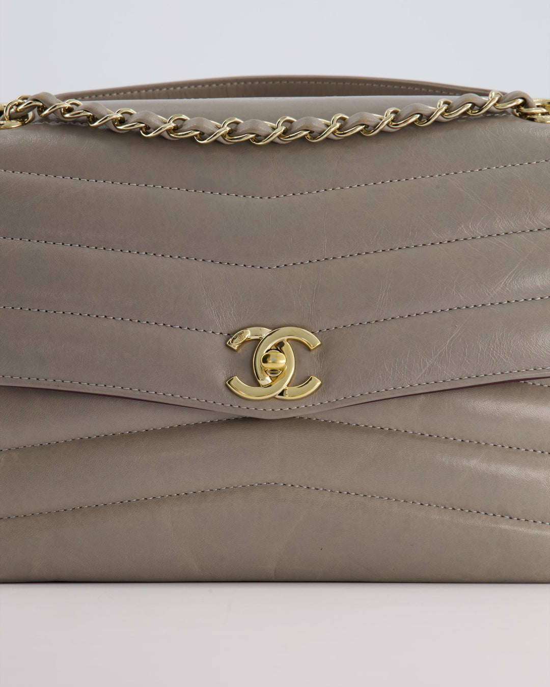 Top Quality Chanel Light Grey Chevron Miroir Flap Bag in Distressed Calfskin Leather with Champagne Gold Hardware