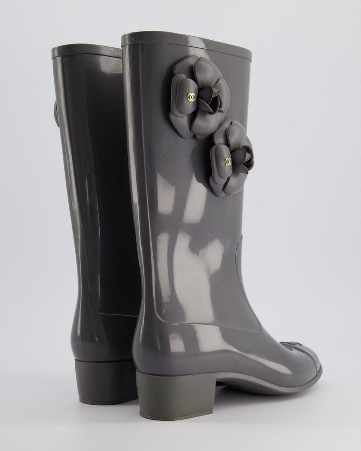 Top Quality Chanel Stone Grey Rubber Rain Boots with Camelia & CC Logo Detail Size EU 37
