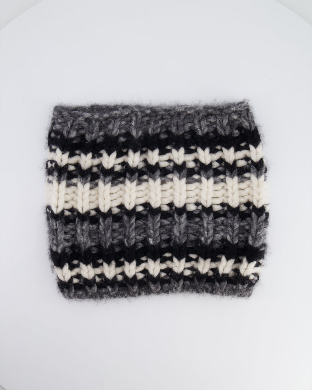 Top Quality Chanel Black and White Striped Knit Collar Scarf with Logo Detail Size S (UK 8)