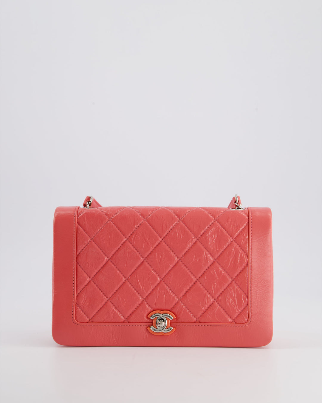 Top Quality Chanel Pink Patent Crinkled Calfskin Leather Flap Bag with Enamel CC Logo and Silver Hardware