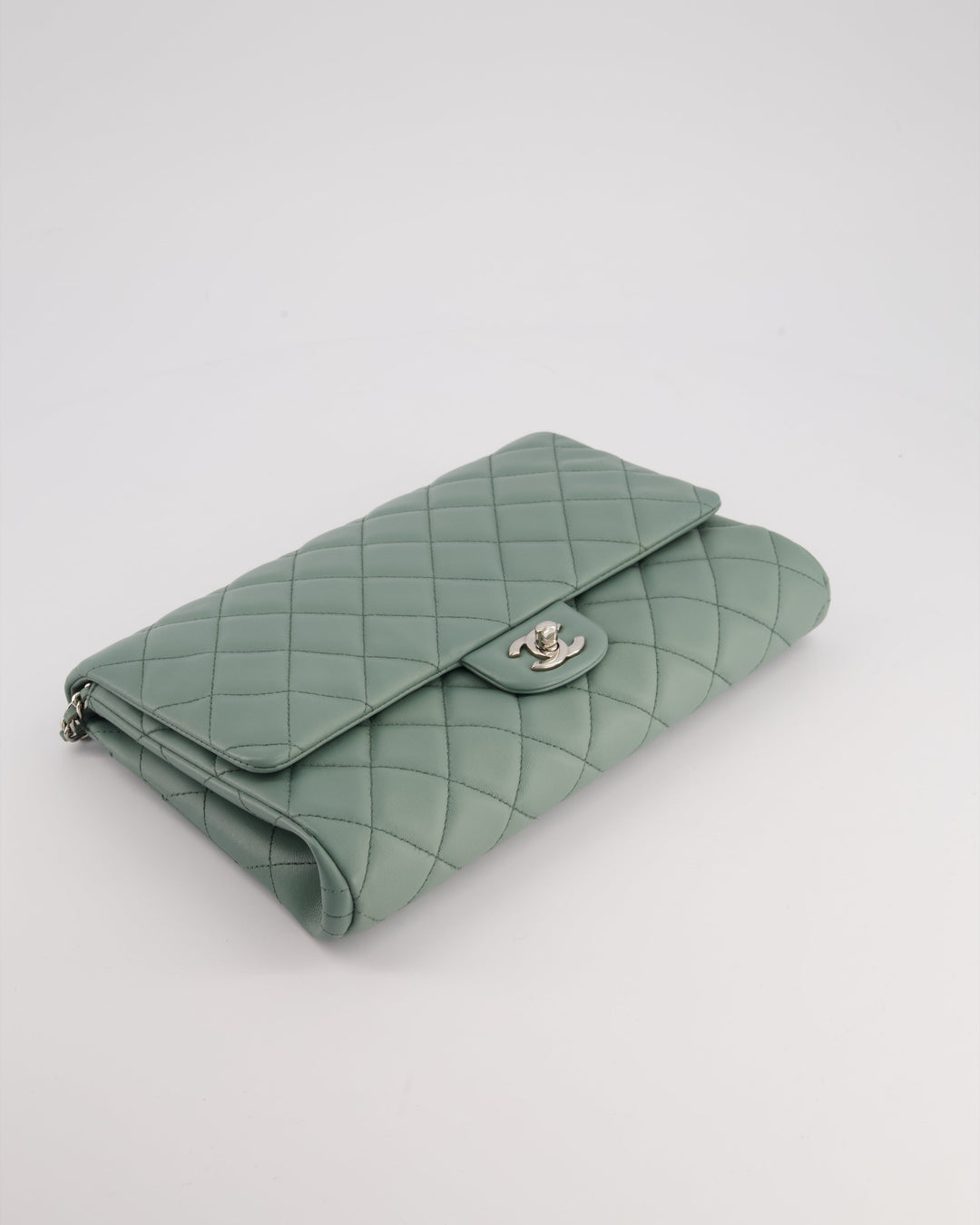 Top Quality Chanel Cloudy Grey Timeless Clutch on Chain in Lambskin Leather with Silver Hardware
