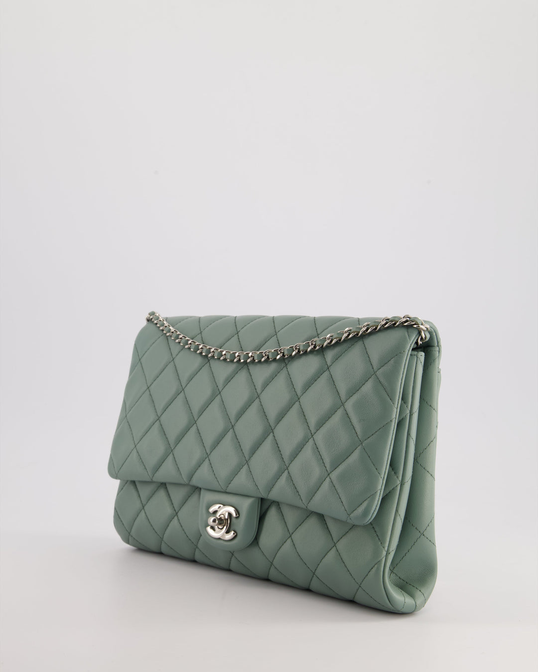 Top Quality Chanel Cloudy Grey Timeless Clutch on Chain in Lambskin Leather with Silver Hardware