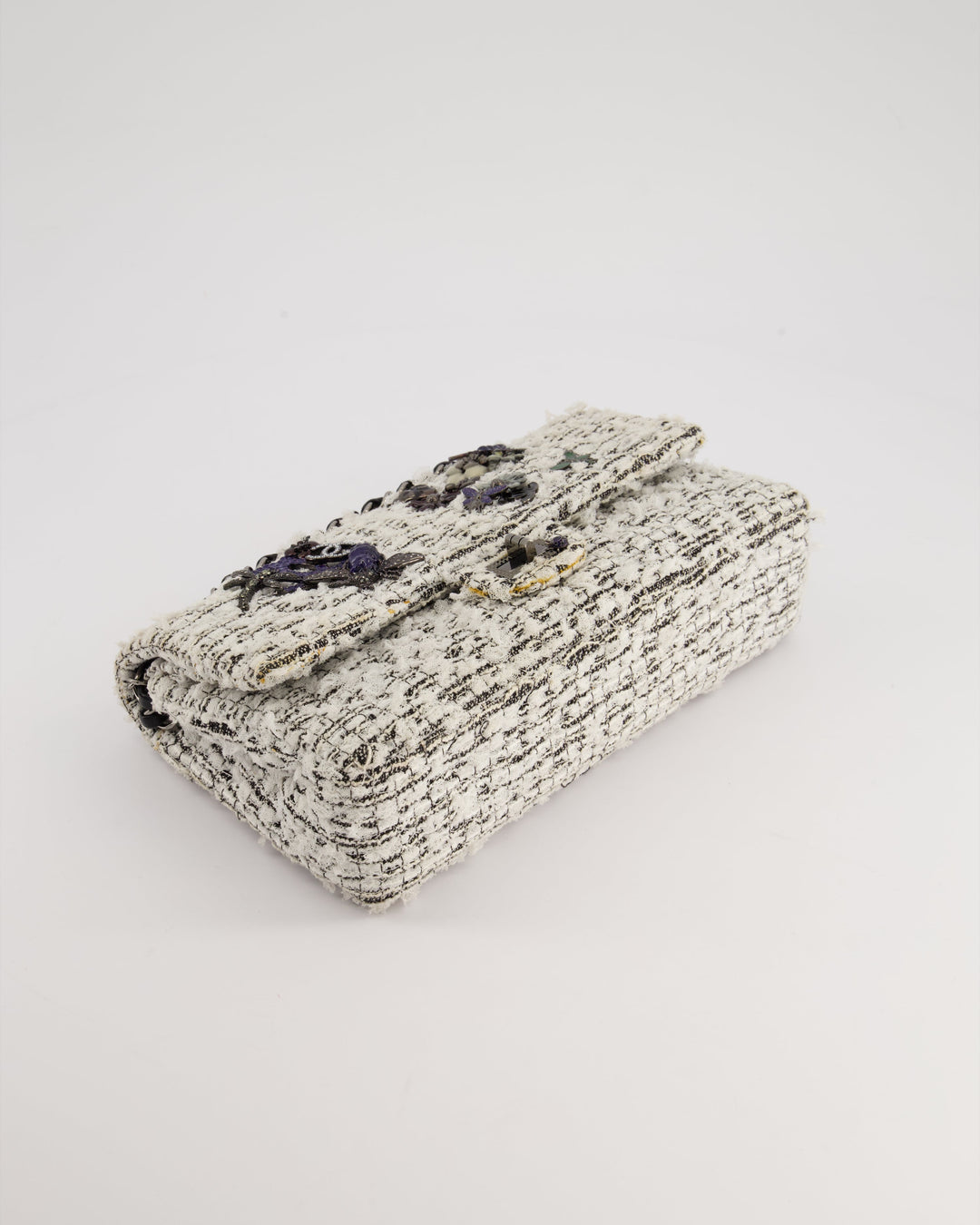 Top Quality Chanel White and Black Tweed Medium Reissue Double Flap Bag with Embellished Detail and Gun-Metal Hardware RRP ¬£8,180