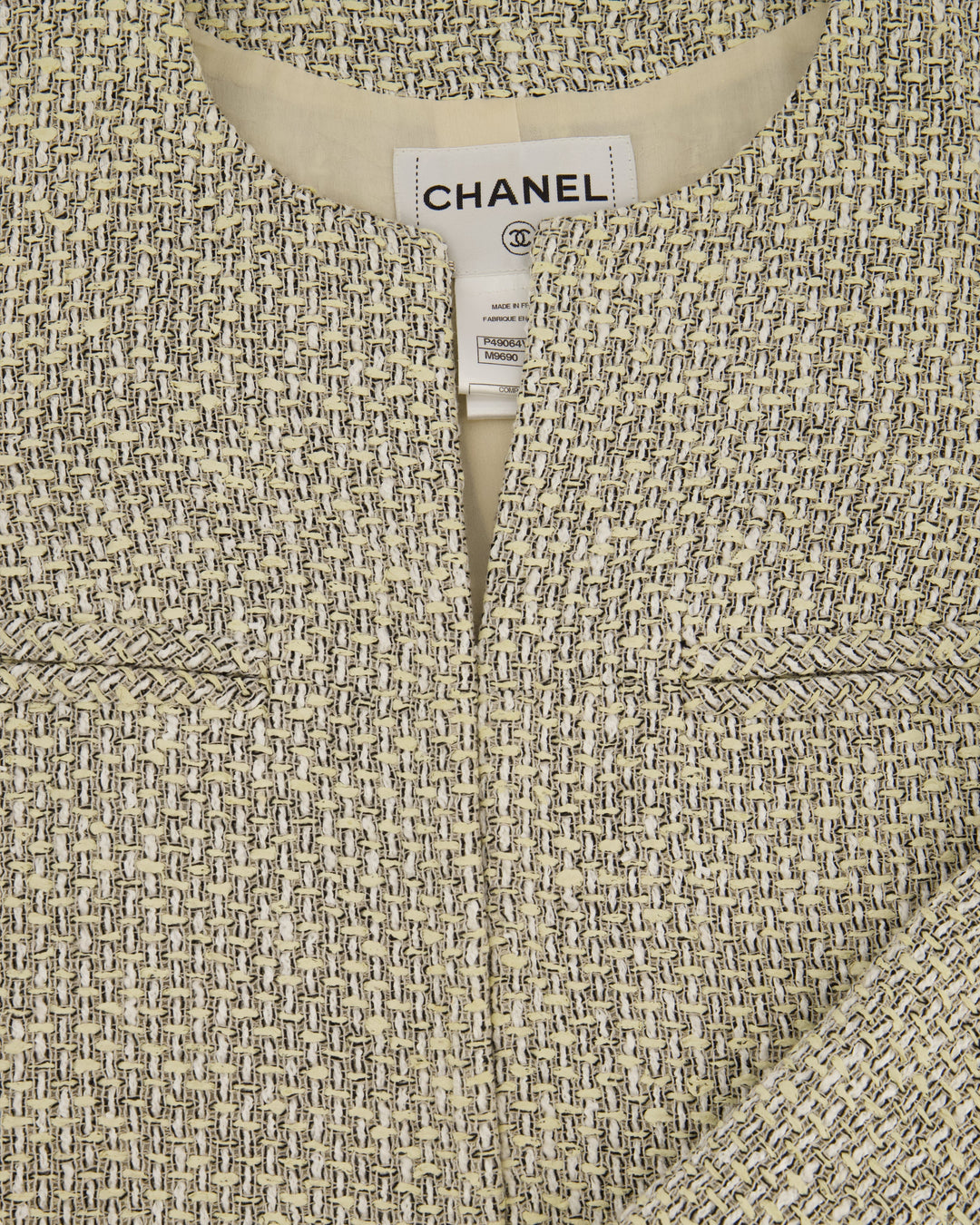 Top Quality Chanel Black and Beige Tweed Jacket With Pocket Detail Size FR 42 (UK 14)