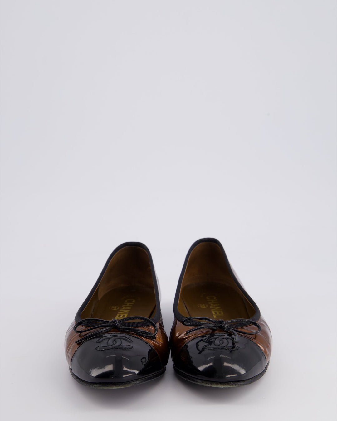 Top Quality Chanel Gold, Black Patent Ballet Flats with CC Logo Detail Size EU 37.5